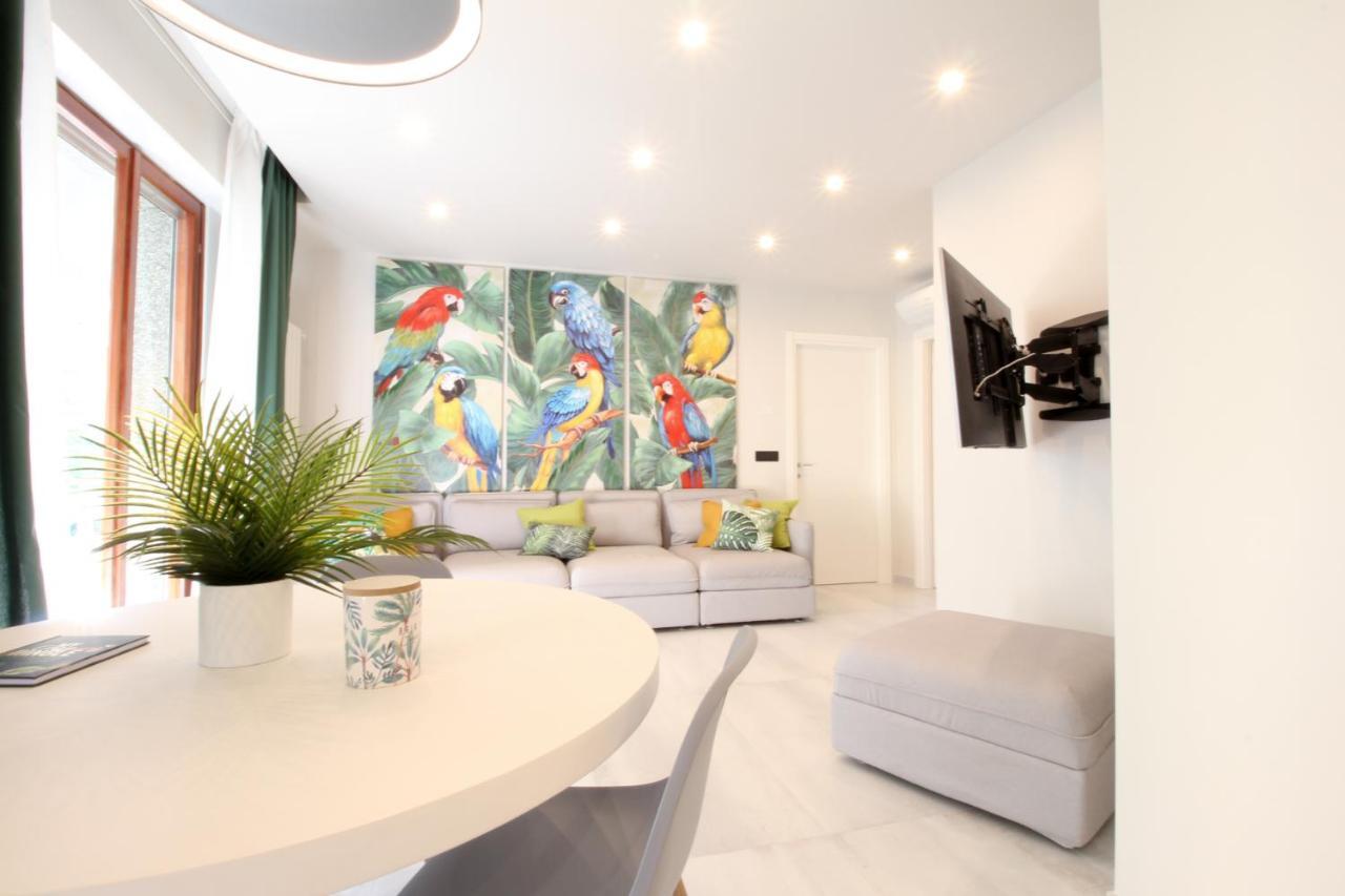 Parrots & Palms Apartment Bordighera Exterior photo