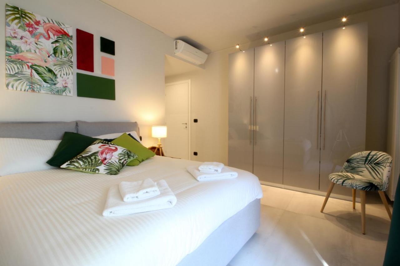 Parrots & Palms Apartment Bordighera Exterior photo