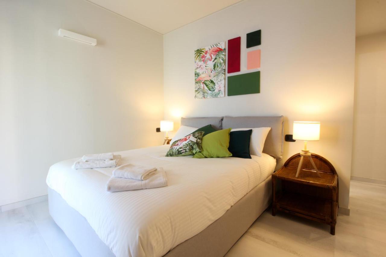 Parrots & Palms Apartment Bordighera Exterior photo